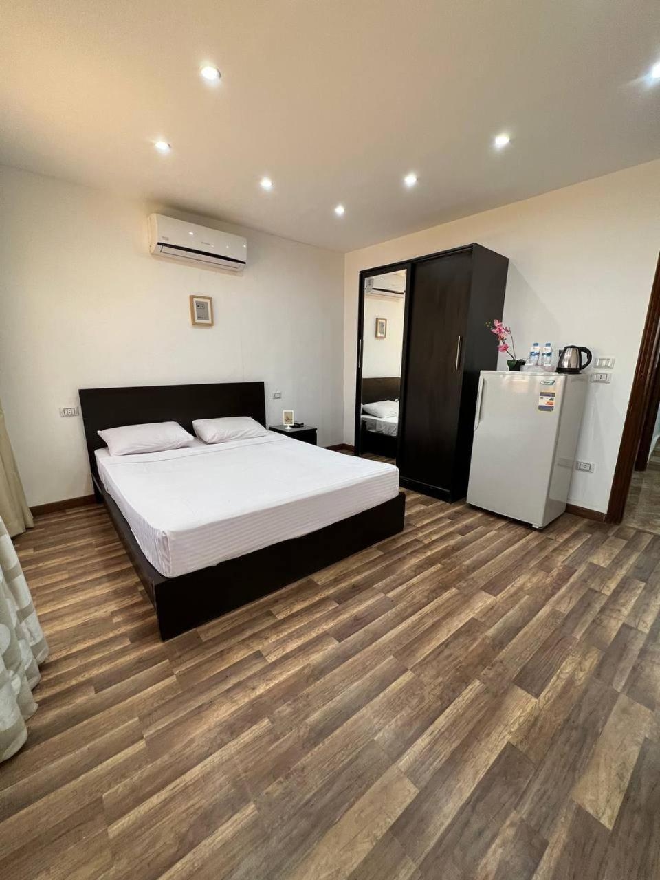Lilly Rooms And Studio Hurghada Exterior foto